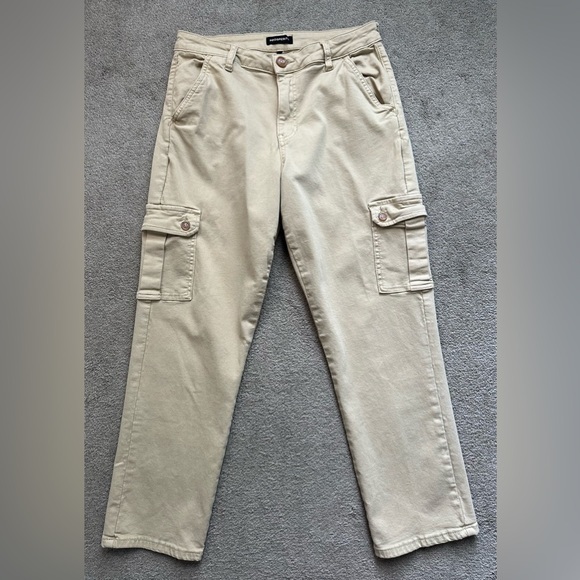 Pants - Prosperity Women’s Beige Cargo Pants‎ Size 29